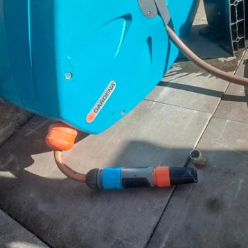 Gardena Tuinslanghaspel met slang  20 roll up beschikbaar voor biedingen