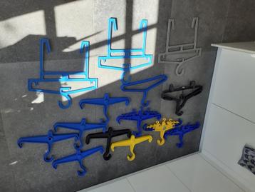 Hangers trimvest duikpak automatenset  beschikbaar voor biedingen