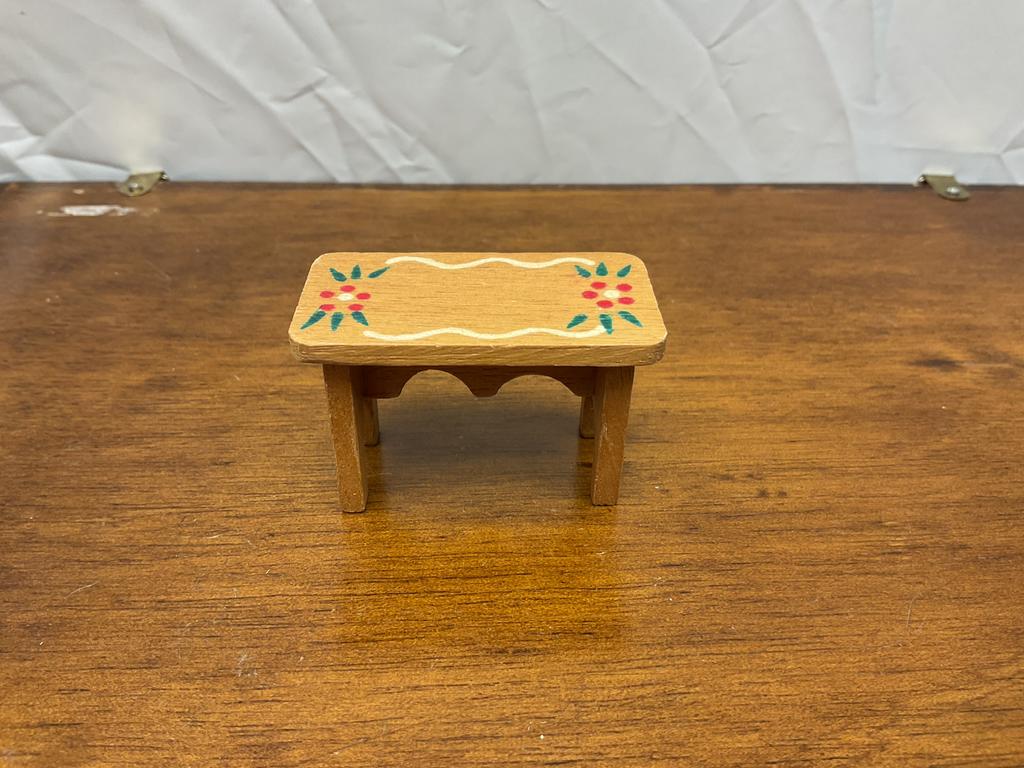 Beschilderd krukje, Ophalen of Verzenden, Zo goed als nieuw, Poppenhuis
