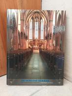 De Venlose Kerken boek kerk Venlo, Ophalen of Verzenden, Zo goed als nieuw