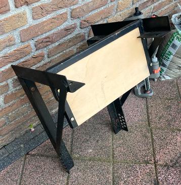 Werkbank / Buitenboordmotor Beugel beschikbaar voor biedingen