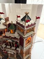 Lemax Essex Street Facade Toy Palace, Diversen, Kerst, Ophalen of Verzenden, Zo goed als nieuw