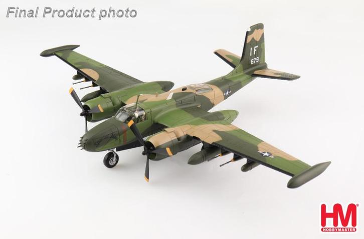 Douglas B-26K Invader Special Kay Oshkosh Hobbymaster HA3227, Verzamelen, Luchtvaart en Vliegtuigspotten, Nieuw, Schaalmodel, Verzenden