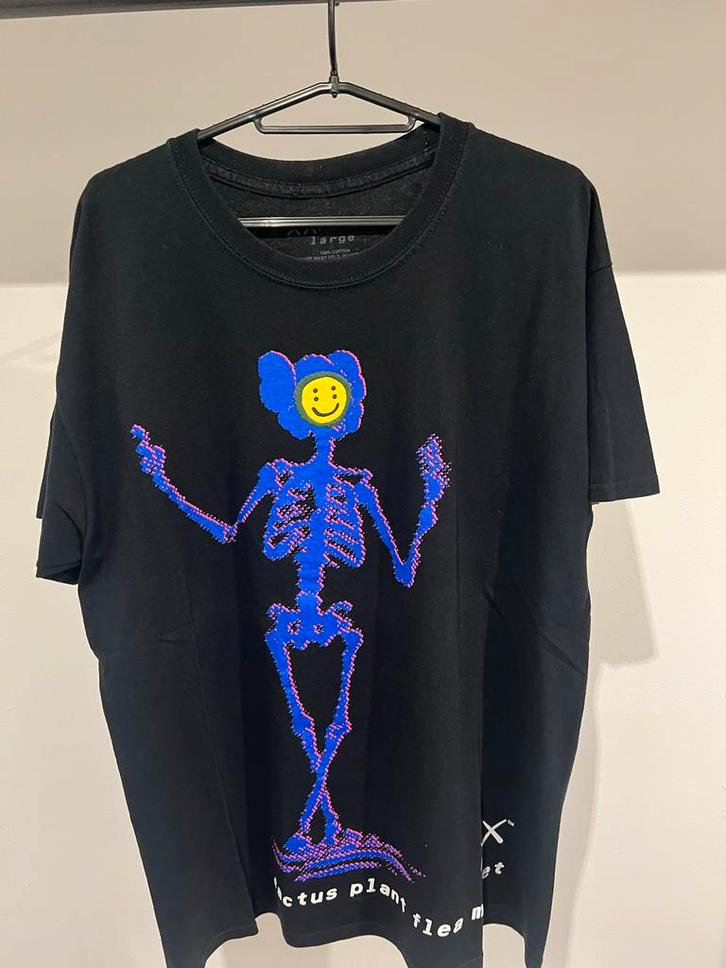 KAWS x CPFM T-shirt Zwart - Maat L, Kleding | Heren, T-shirts, Zo goed als nieuw, Maat 52/54 (L), Zwart, Ophalen of Verzenden