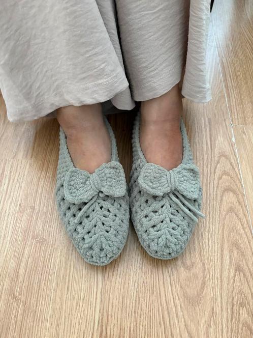 Handgebreide pantoffels, Kleding | Dames, Sokken en Kousen, Nieuw, Overige typen, Overige maten, Ophalen of Verzenden