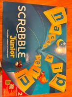 Scrabble junior, Hobby en Vrije tijd, Gezelschapsspellen | Bordspellen, Ophalen of Verzenden, Een of twee spelers, Zo goed als nieuw