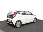 Toyota Aygo 1.0 VVT-i x-play | Vouwdak | Camera | Airco |, Voorwielaandrijving, 12 maanden, Stof, Gebruikt