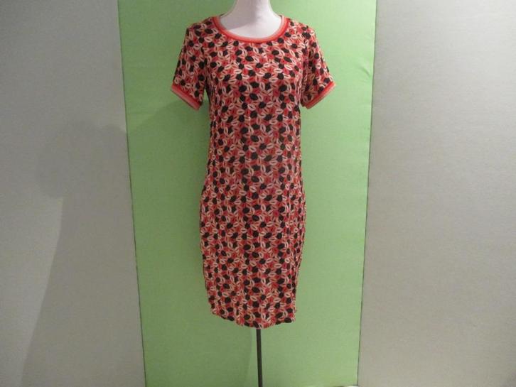 Geisha jurk maat S / 36 (made in Poland), Kleding | Dames, Jurken, Zo goed als nieuw, Maat 36 (S), Overige kleuren, Onder de knie
