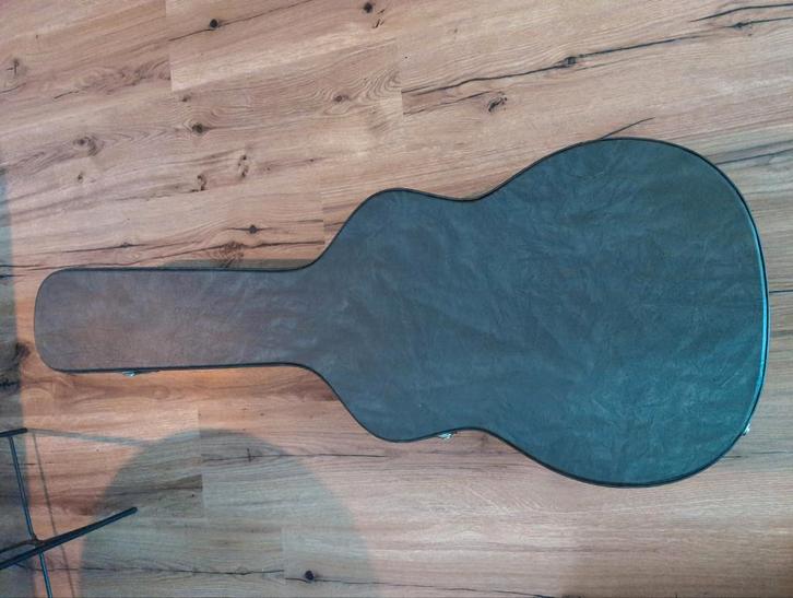 Gitaarkoffer OM formaat akoestische gitaar, Muziek en Instrumenten, Behuizingen en Koffers, Gebruikt, Akoestische gitaar, Ophalen