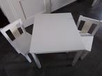 Tekoop, Kinderen en Baby's, Kinderkamer | Tafels en Stoelen, Ophalen of Verzenden, Zo goed als nieuw, Tafel(s) en Stoel(en)