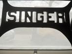 Antieke Singer naaimachine met onderstel - G356707, Ophalen