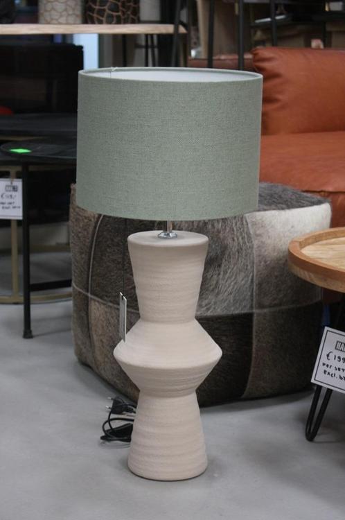 Tafellamp Ayla & lampenkap Livigno Light & Living naturel, Huis en Inrichting, Lampen | Tafellampen, Zo goed als nieuw, 50 tot 75 cm