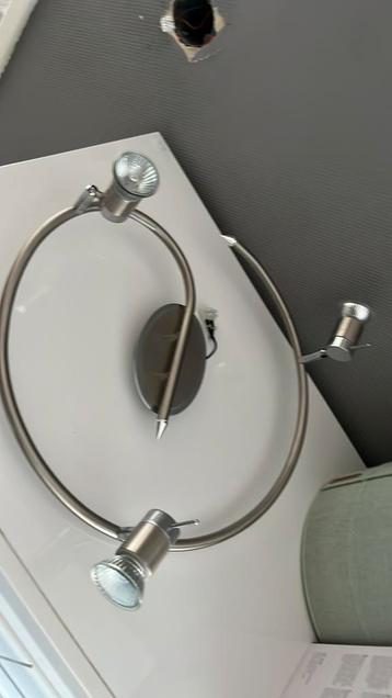 Plaffond lamp beschikbaar voor biedingen