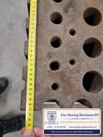 Gaten blok Smidse smid gereedschap aambeeld tangen en tassen, Doe-het-zelf en Verbouw, Gereedschap | Handgereedschap, Ophalen