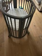 Stokke Sleepi Mini Hazy Grey Ovale wieg ., Kinderen en Baby's, Babywiegjes en Ledikanten, Ophalen, Zo goed als nieuw, Wieg