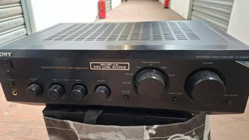 Sony versterker TA-FE520R beschikbaar voor biedingen