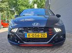 Hyundai i10 1.0 T-GDI N Line 5-zits | Sensoren | Navigatie |, Auto's, Hyundai, 12 maanden, Gebruikt, Euro 6, Zwart
