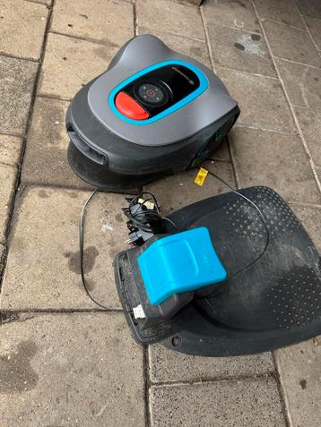 Robotmaaier Gardena Sileno Minimo 250 - 1 szn oud, met BT beschikbaar voor biedingen