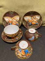 Kop en schotel Japans Satuma (300923), Huis en Inrichting, Keuken | Servies, Ophalen of Verzenden, Zo goed als nieuw, Overige stijlen