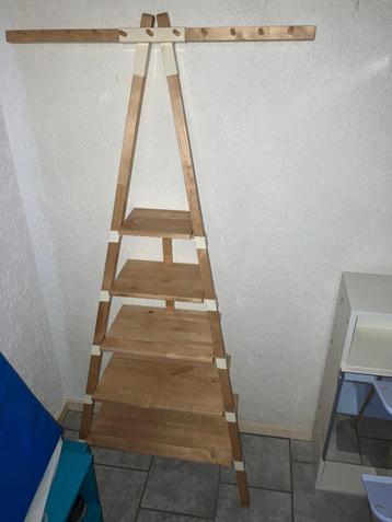 ZGAN design kapstok IKEA massief hout, planken opbergruimte beschikbaar voor biedingen