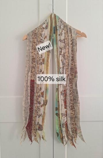 Nieuwe unieke handgemaakte 100% zijden patchwork sjaal  beschikbaar voor biedingen