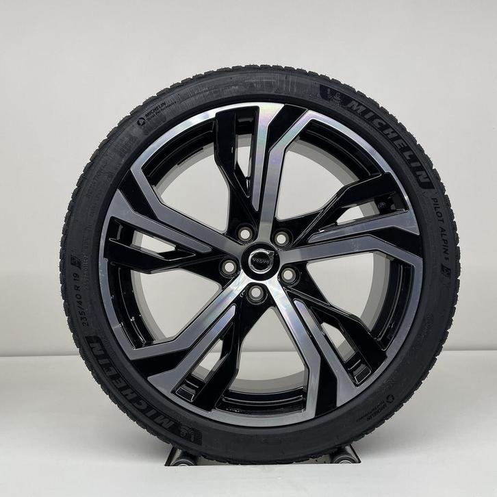 Volvo NIEUWE 19 inch R-design velgen + winterbanden V60 / S6, Auto-onderdelen, Banden en Velgen, Banden en Velgen, Winterbanden