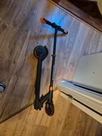 Zo goed als nieuw, Fietsen en Brommers, Steps, Ophalen of Verzenden, Zo goed als nieuw, Elektrische step (E-scooter), Onbekend