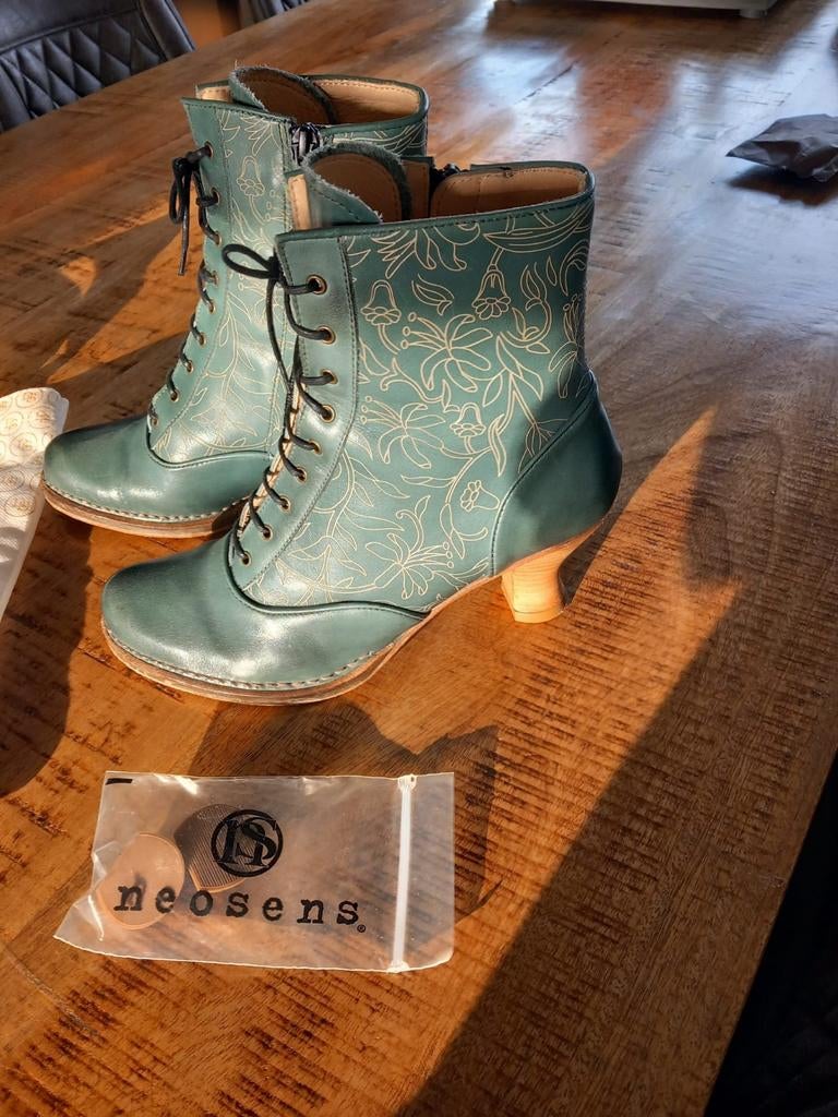 Enkellaarsjes, Kleding | Dames, Schoenen, Ophalen of Verzenden, Zo goed als nieuw, Groen