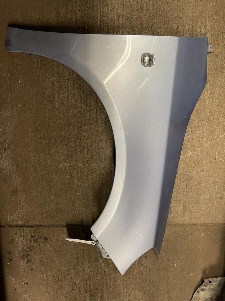 Rechter voor scherm Skoda Roomster 1.4-16V van 2007, Auto-onderdelen, Carrosserie en Plaatwerk, Spatbord, Skoda, Rechts, Gebruikt