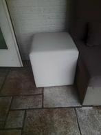 2x witte poefjes skaileder, Ophalen, Minder dan 50 cm, Vierkant, Minder dan 50 cm