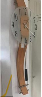 HERMLE Quartz slinger wandklok, beuken Kwartsslingerklok, Huis en Inrichting, Woonaccessoires | Klokken, Ophalen of Verzenden