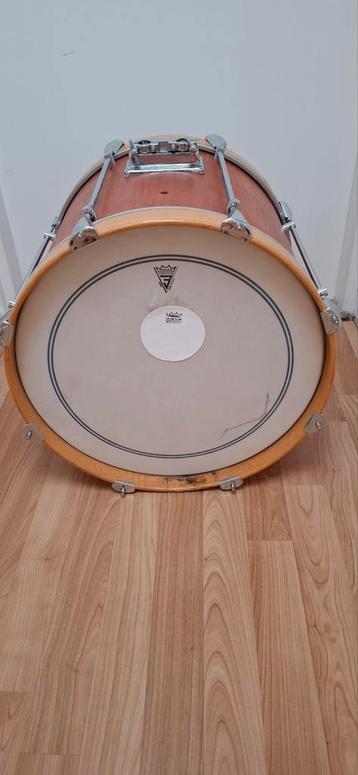 Bass Drum 20 inch beschikbaar voor biedingen