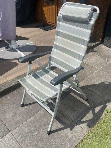 4 Campingstoelen (standenstoelen) beschikbaar voor biedingen