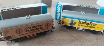 2 Märklin DB bierwagens van Staufenbräu, Klosterbräu in ovp beschikbaar voor biedingen