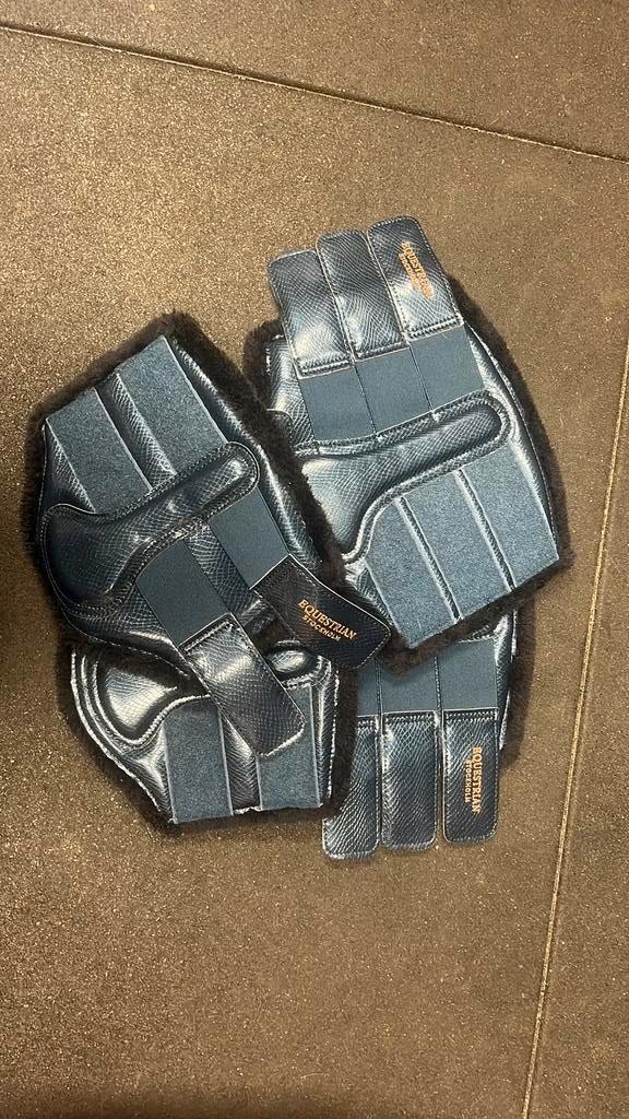 Equestrian stockholm beenbeschermers monaco blue, Dieren en Toebehoren, Ophalen of Verzenden, Zo goed als nieuw