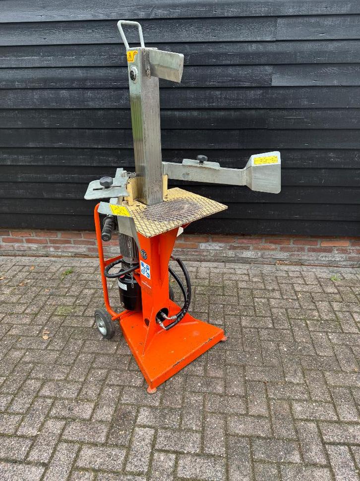 Te huur houtklover 8 ton op 230v, Tuin en Terras, Kloofmachines, Liggend, Ophalen