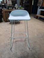 Prachtige kunststof barkruk met metalen frame., 1 kruk, Ophalen, Zo goed als nieuw, Kunststof