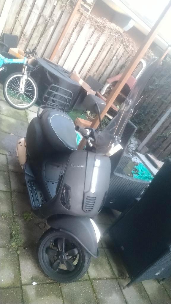 Vespa S50 4T 2V - Snor - Opknapper, Fietsen en Brommers, Scooters | Vespa, Gebruikt, Vespa S, Benzine, Ophalen