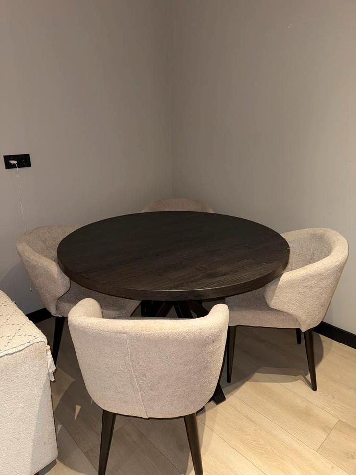 Eettafel met 4 stoelen, Huis en Inrichting, Tafels | Eettafels, Gebruikt, 100 tot 150 cm, Vier personen, Rond, Overige houtsoorten