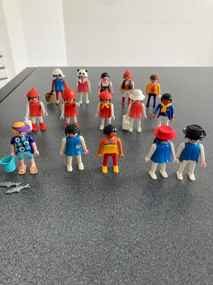 stewardess melkmeisje dolfijn.3372 3417 3418 3571 3965 5876, Kinderen en Baby's, Speelgoed | Playmobil, Zo goed als nieuw, Los playmobil
