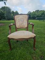 Antieke Stoel met Houtsnijwerk en Stoffering, Huis en Inrichting, Stoelen, Hout, Gebruikt, Bruin, Eén