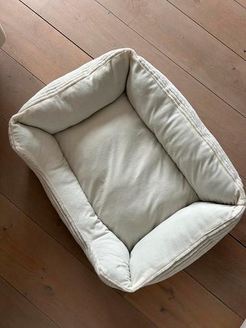 Kattenmand hondenmand 70x55 cm beschikbaar voor biedingen