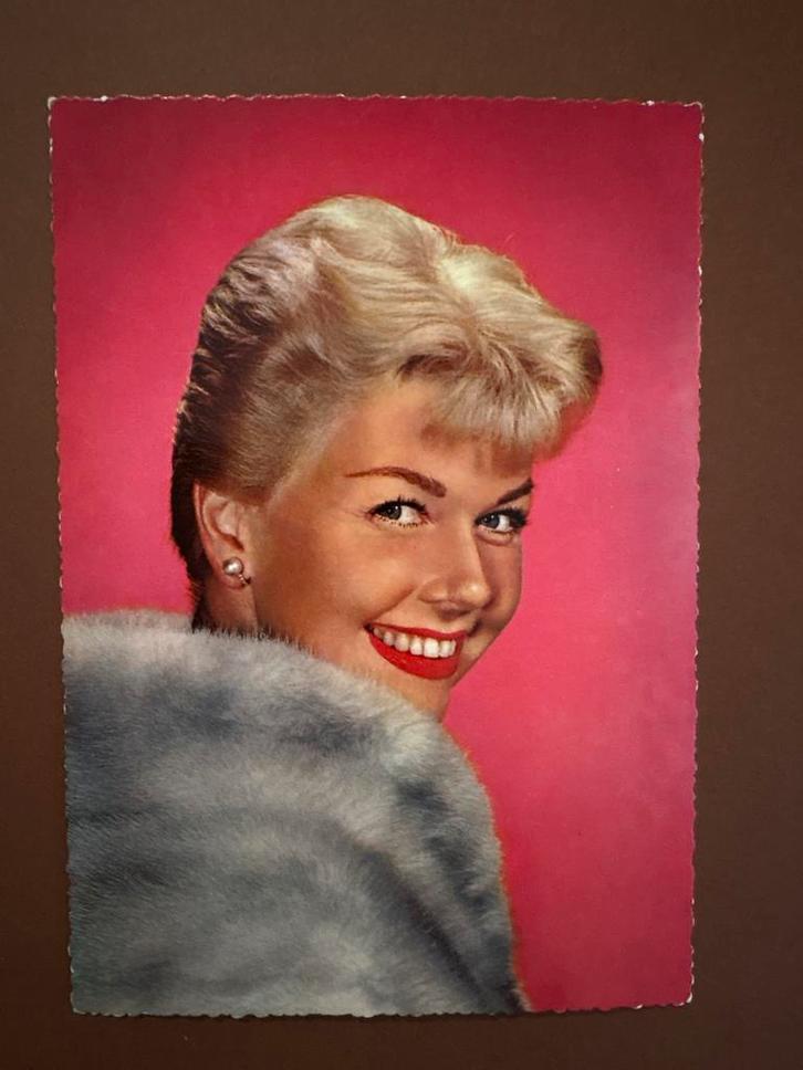 Oude Ansichtkaart Doris Day - Ongelopen, Verzamelen, Ansichtkaarten | Buitenland, Ongelopen, Buiten Europa, 1960 tot 1980, Ophalen of Verzenden