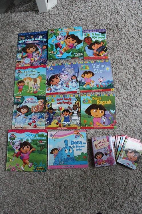 Speelgoed Dora boek, Kinderen en Baby's, Speelgoed | Educatief en Creatief, Gebruikt, Ophalen of Verzenden