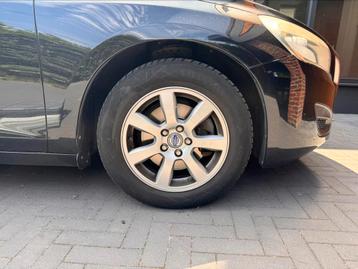 Volvo velgen met winterbanden 205/60 R16 beschikbaar voor biedingen