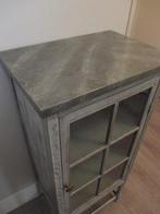 antiek kastje, Ophalen