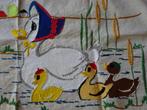Vintage wanddoek met vilt applicatie eendjes, Antiek en Kunst, Curiosa en Brocante, Verzenden