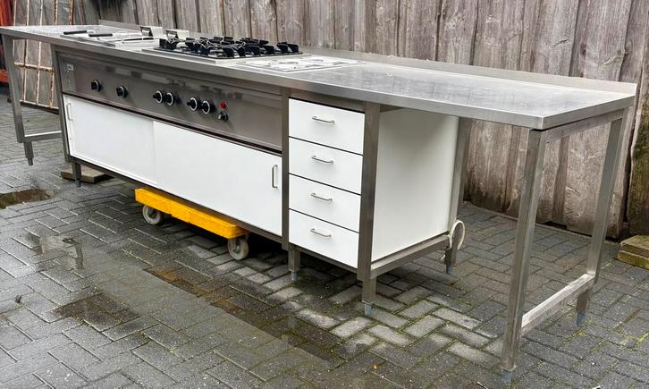 Werktafel met kookeiland, Zakelijke goederen, Horeca | Keukenapparatuur, RVS Meubilair, Gebruikt, Ophalen