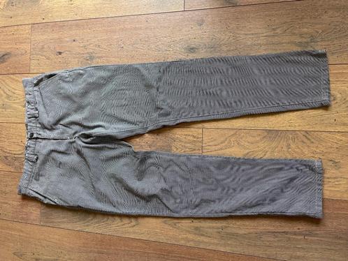 ZARA man broek maat 44 zgan, Kleding | Heren, Broeken en Pantalons, Zo goed als nieuw, Maat 48/50 (M), Grijs, Ophalen of Verzenden
