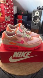 Nike Air Max 90 PRM Platinum Crimson/Bright Purple EU43, Ophalen of Verzenden, Zo goed als nieuw, Sneakers of Gympen